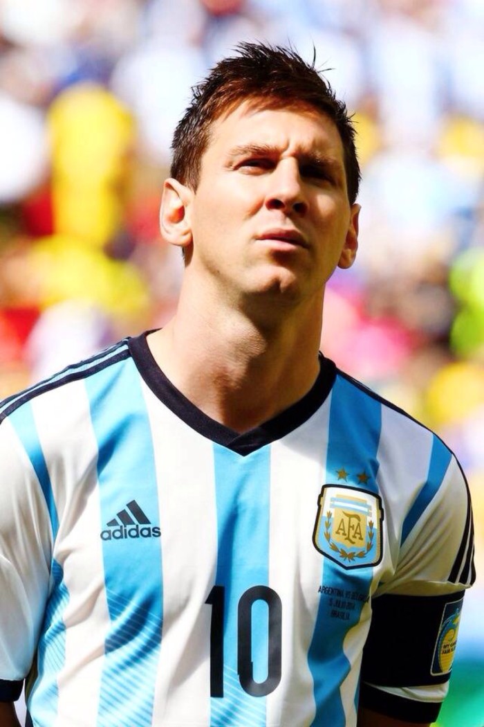 ARISTON泪别阿根廷足球运动员梅西